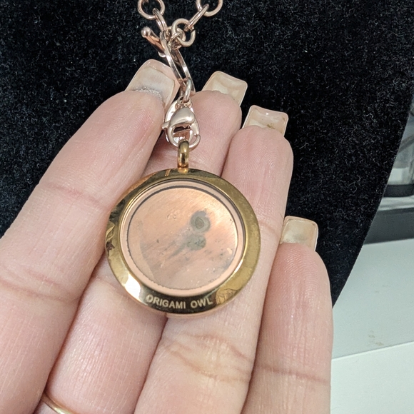 Origami Owl Rose Gold Round Locket Necklace with Charms - Picture 4 of 4
